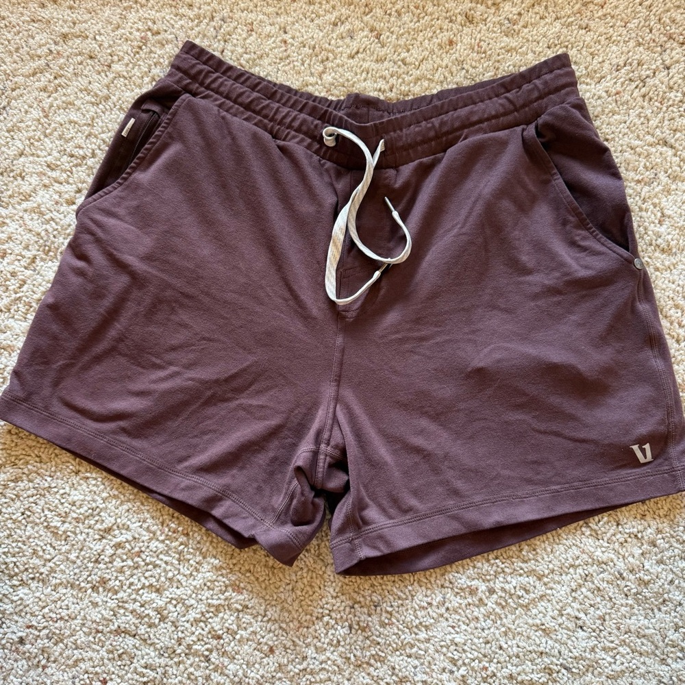 Vuori Brown Casual Men’s Shorts SZ L